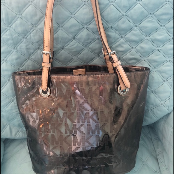 COPY - Michael Kors Purse - Metallic Signature Design - Picture 1 of 10